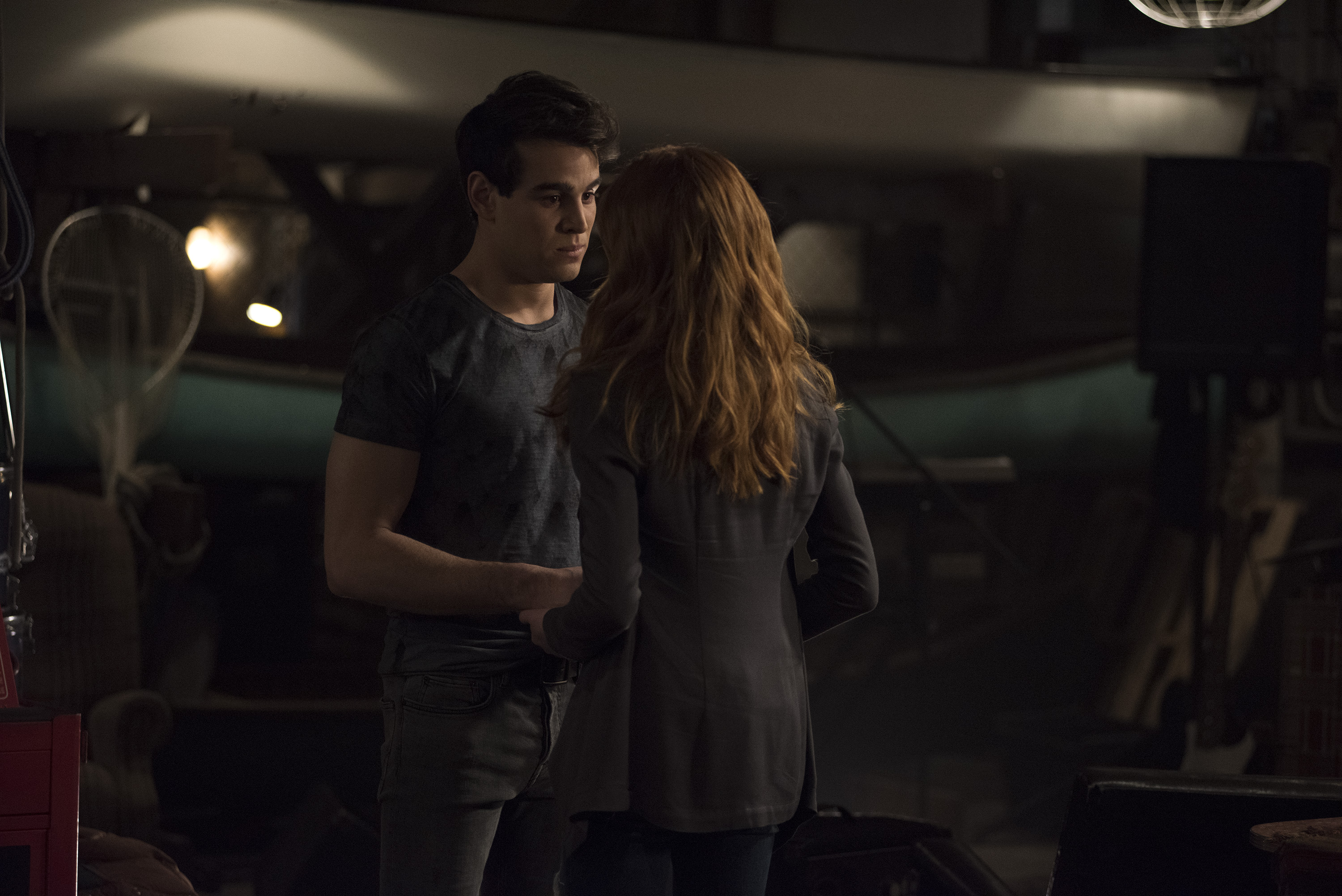 Clary is on a Mission to Rescue Simon on Tonight's 'Shadowhunters': Photo  919693, Shadowhunters, Television Pictures